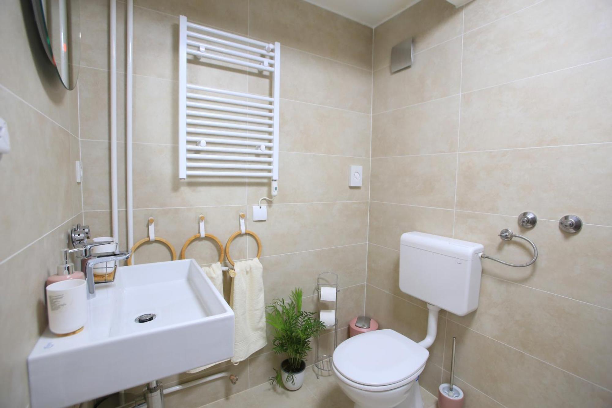 Bamboo Oasis Apartment With Terrace In The Garden And Free Parking, Rijeka Exterior foto